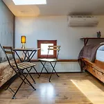 Pauza 3 Bedroom Apartment! Old Town Апартаменты