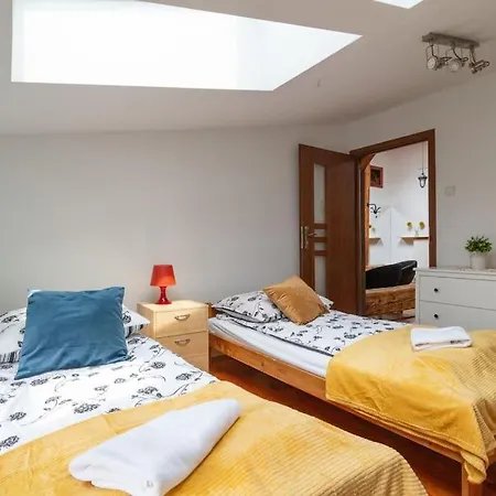 Apartment Pauza 3 Bedroom Apartment! Old Town *