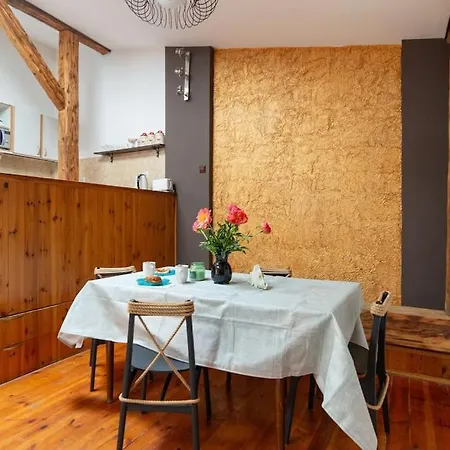 Apartment Pauza 3 Bedroom Apartment! Old Town