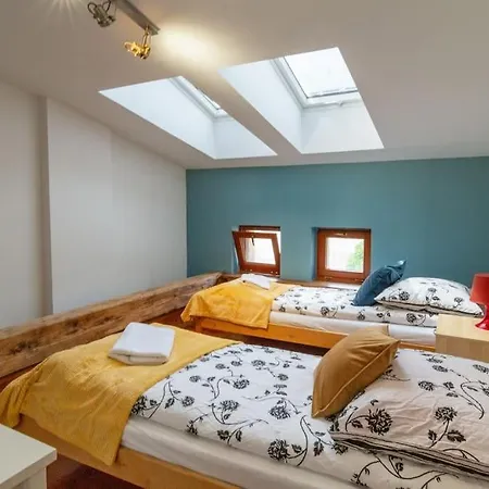 Pauza 3 Bedroom Apartment! Old Town Apartment Krakow