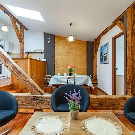 Apartment Pauza 3 Bedroom Apartment! Old Town Krakow
