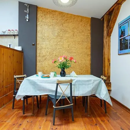 Apartment Pauza 3 Bedroom Apartment! Old Town