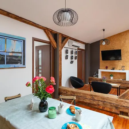 Lägenhet Pauza 3 Bedroom Apartment! Old Town *